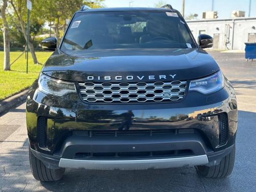 2023 Land Rover Discovery S