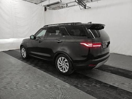 2023 Land Rover Discovery S