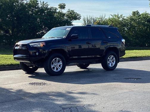 2019 Toyota 4Runner SR5