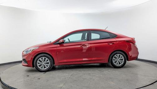 2020 Hyundai Accent SE