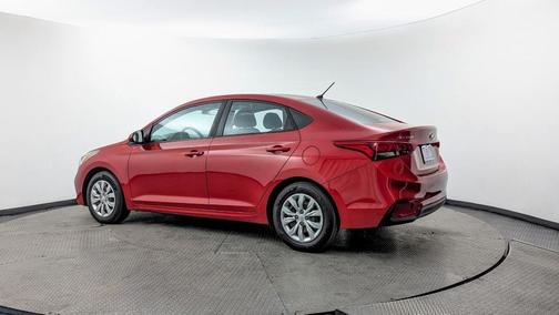 2020 Hyundai Accent SE