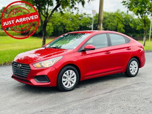 2020 Hyundai Accent SE
