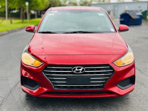 2020 Hyundai Accent SE