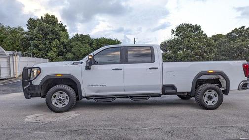 2022 GMC Sierra 2500 Pro