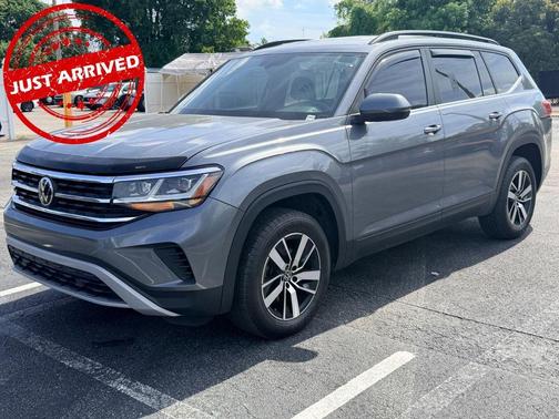 Platinum Gray Metallic 2021 Volkswagen Atlas 2.0T SE
