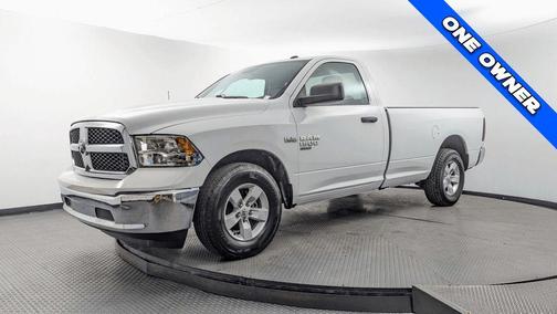 Bright White Clearcoat 2022 RAM 1500 Classic Tradesman