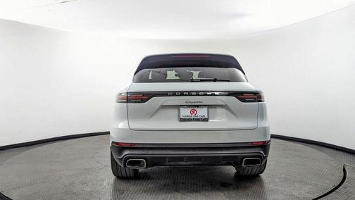 2021 Porsche Cayenne Base