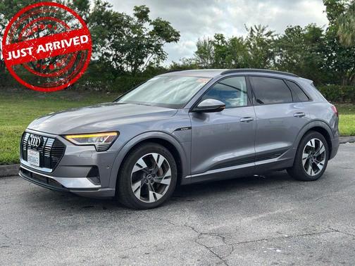 2021 Audi e-tron Premium