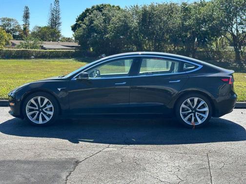 2018 Tesla Model 3 Performance