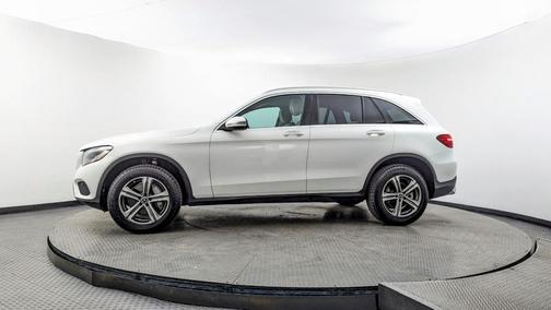 2018 Mercedes-Benz GLC 300 Base