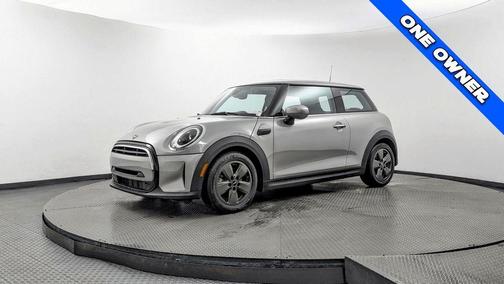2024 MINI Hardtop Cooper