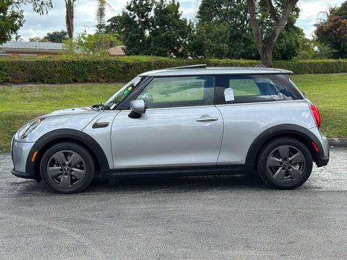 2024 MINI Hardtop Cooper