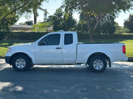 2019 Nissan Frontier S
