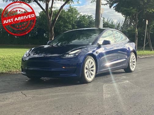 2023 Tesla Model 3 Base