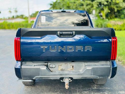 2023 Toyota Tundra SR5