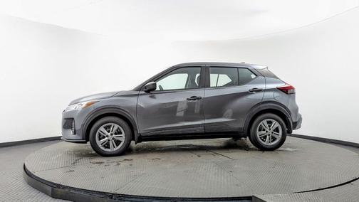2023 Nissan Kicks S