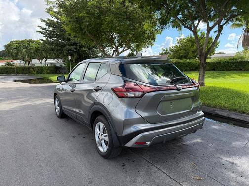 2023 Nissan Kicks S