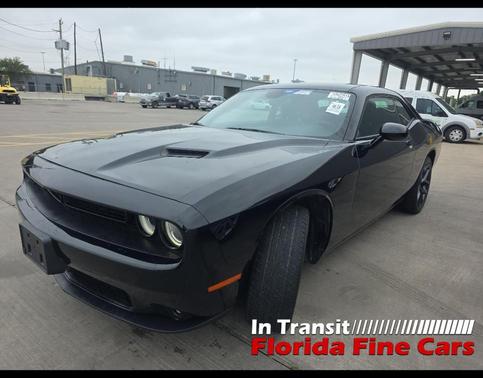 Pitch Black Clearcoat 2023 Dodge Challenger SXT