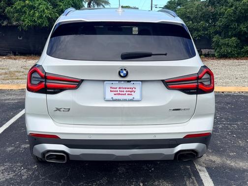 Mineral White Metallic 2022 BMW X3 sDrive30i