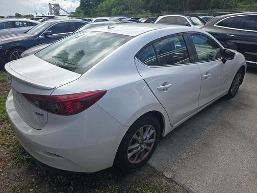 2015 Mazda Mazda3 i Touring