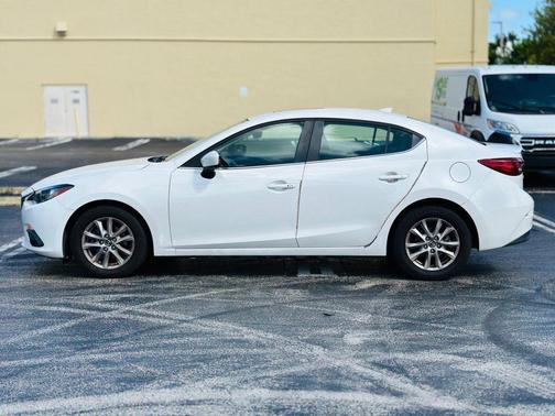 2015 Mazda Mazda3 i Touring