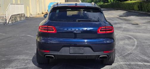 2018 Porsche Macan Sport Edition