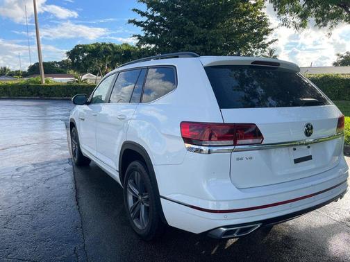 2021 Volkswagen Atlas 3.6 V6 SE w/ Technology R-Line