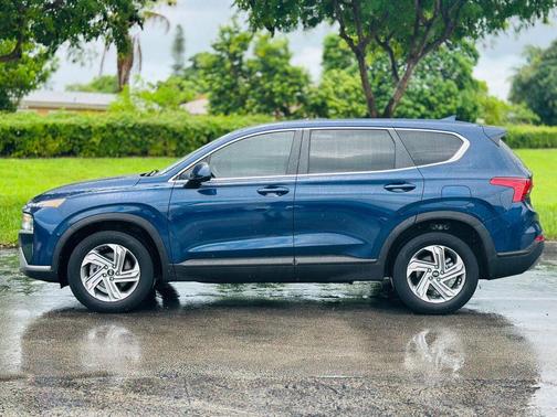 2023 Hyundai SANTA FE SE