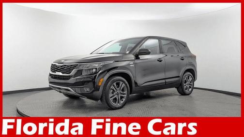 Cherry Black 2021 Kia Seltos LX