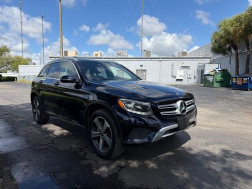 Blue 2018 Mercedes-Benz GLC 300 Base