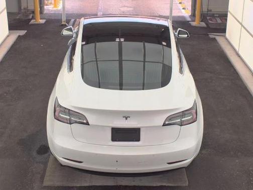 White 2019 Tesla Model 3 Standard Range Plus