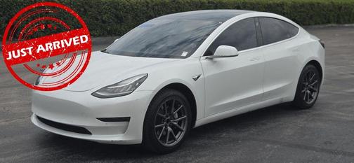 White 2019 Tesla Model 3 Standard Range Plus