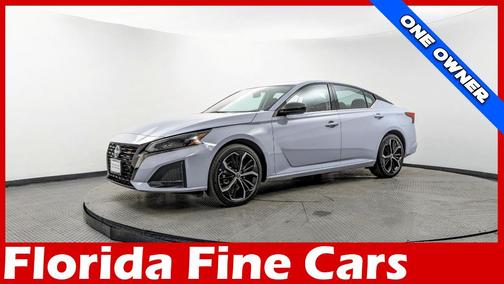 2025 Nissan Altima SR