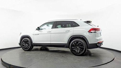 2022 Volkswagen Atlas Cross Sport 3.6L V6 SE w/Technology