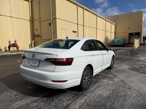 Pure White 2021 Volkswagen Jetta 1.4T S