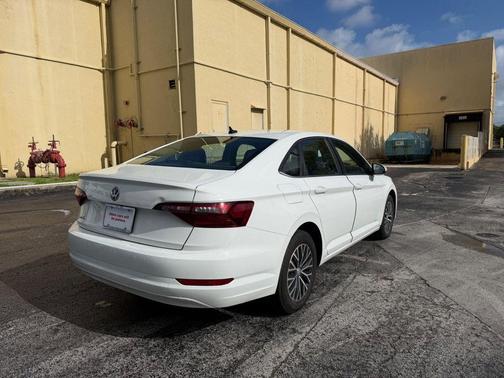 Pure White 2021 Volkswagen Jetta 1.4T S