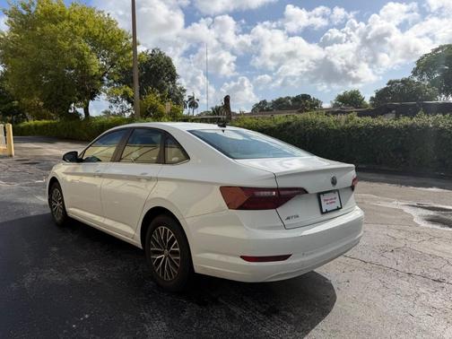 Pure White 2021 Volkswagen Jetta 1.4T S