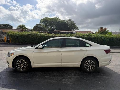 Pure White 2021 Volkswagen Jetta 1.4T S