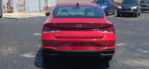 Calypso Red 2022 Hyundai ELANTRA SEL