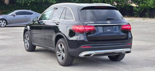 2018 Mercedes-Benz GLC 300 Base