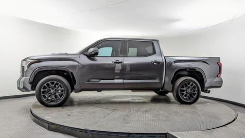 2024 Toyota Tundra Hybrid Platinum