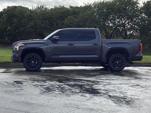 2024 Toyota Tundra Platinum