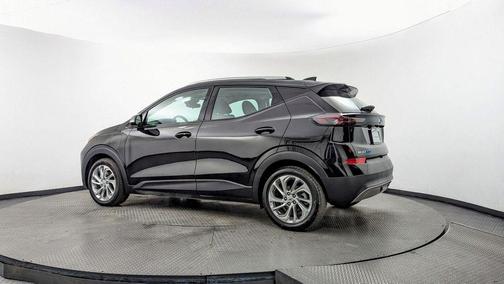 Mosaic Black Metallic 2023 Chevrolet Bolt EUV LT