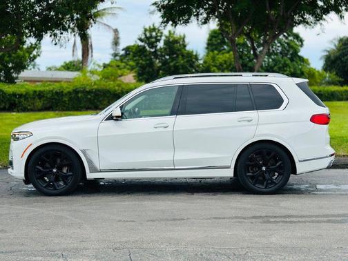 2019 BMW X7 xDrive40i