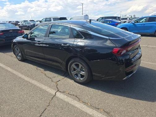 2023 Kia K5 LXS