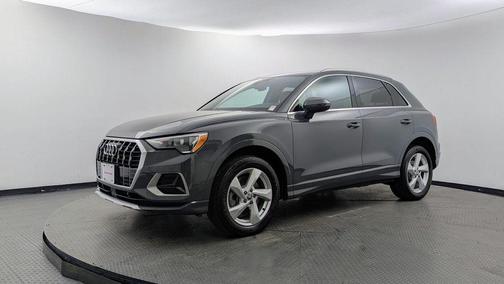 Nano Gray Metallic 2020 Audi Q3 45 Premium