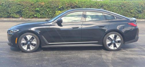 Black Sapphire Metallic 2023 BMW i4 Gran Coupe eDrive35