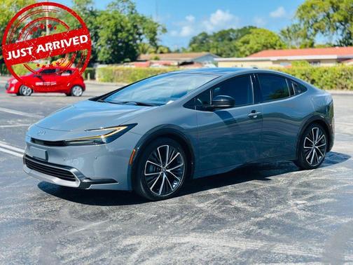 2023 Toyota Prius LE