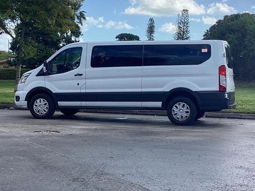 2023 Ford Transit Connect XLT