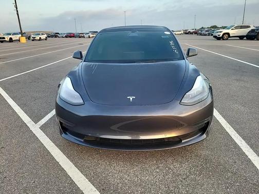 Gray 2022 Tesla Model 3 Long Range